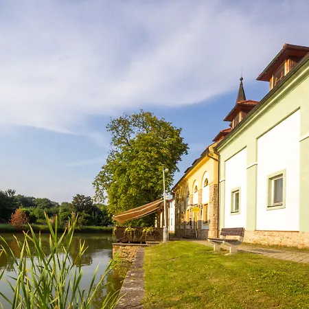 Certousy 3* Prag