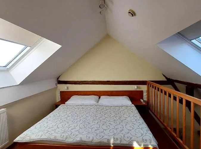 Hotel Certousy