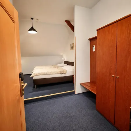 Certousy Otel Prag