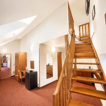 Certousy 3* Prag